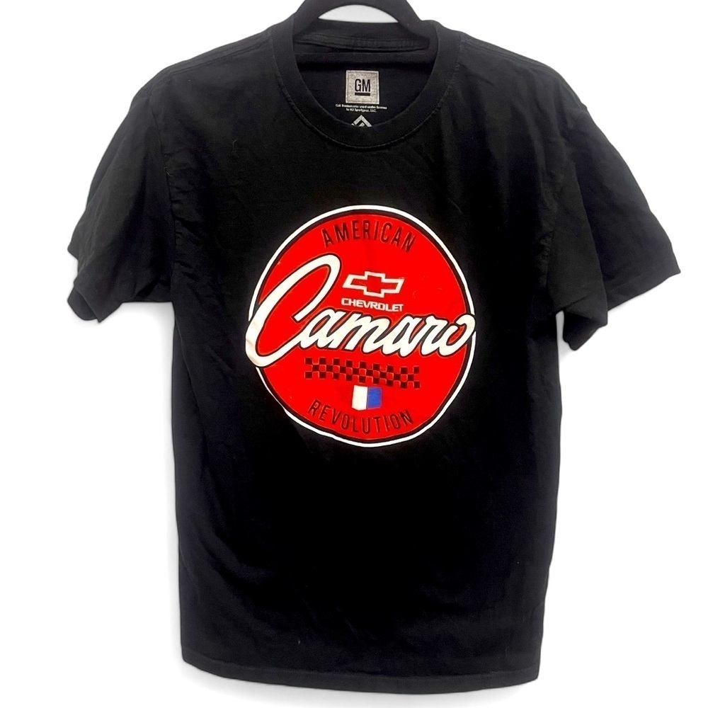 GM Chevy Camero Black Men's T-shirt with large front logo size medium